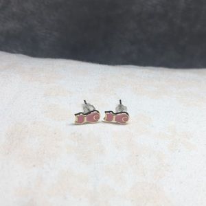 Kitten pink earrings